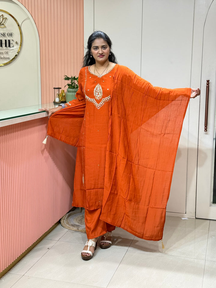 Coral Mul Chanderi with Cut Dana Work | R206