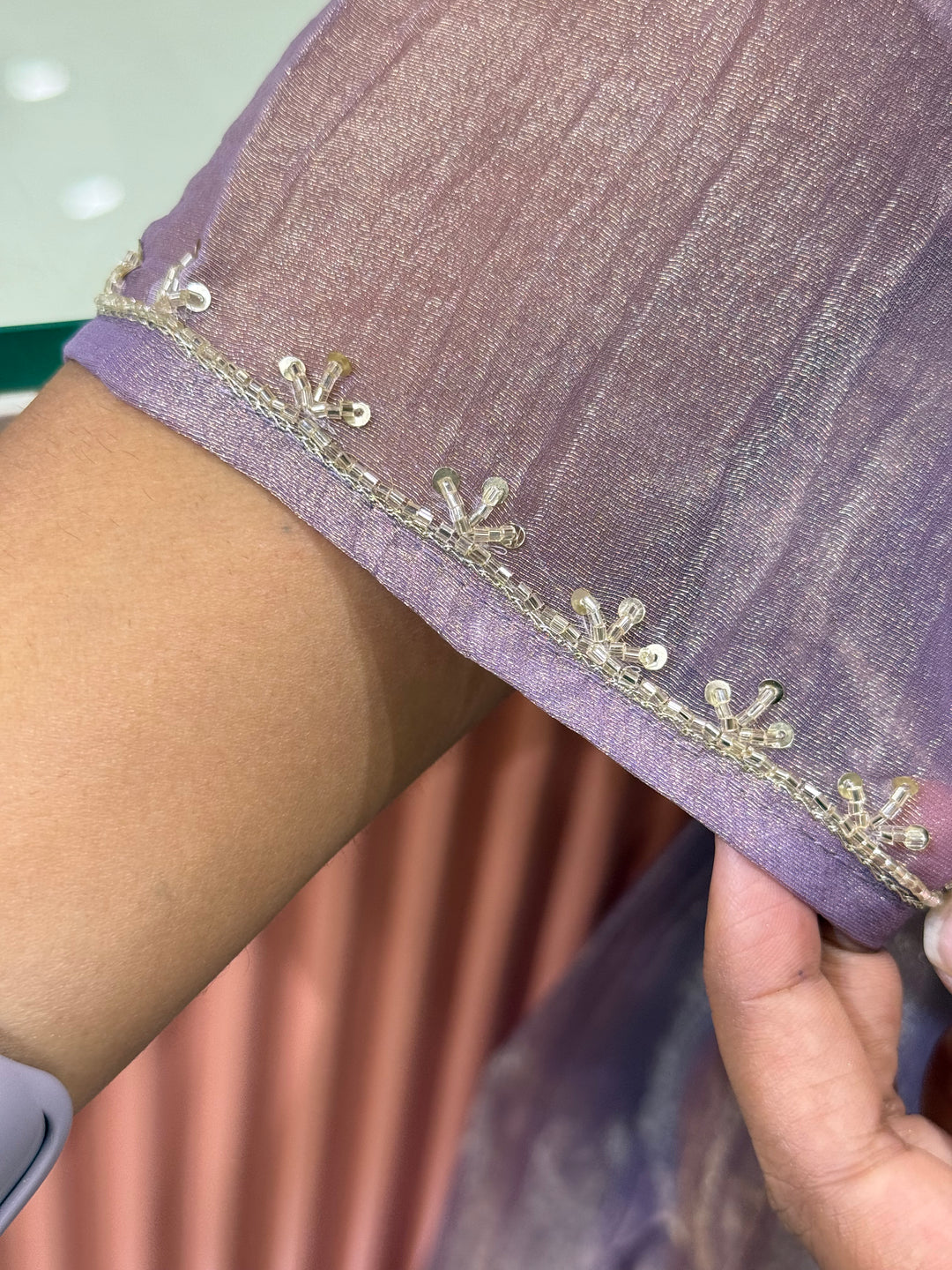 Shimmer Crush Tissue Fabric (salsa) 𝗛𝗮𝗻𝗱 𝗘𝗺𝗯𝗿𝗼𝗶𝗱𝗲𝗿𝗲𝗱 𝗦𝘂𝗶𝘁 𝗔𝗿𝗿𝗶𝘃𝗲𝗱 | R148