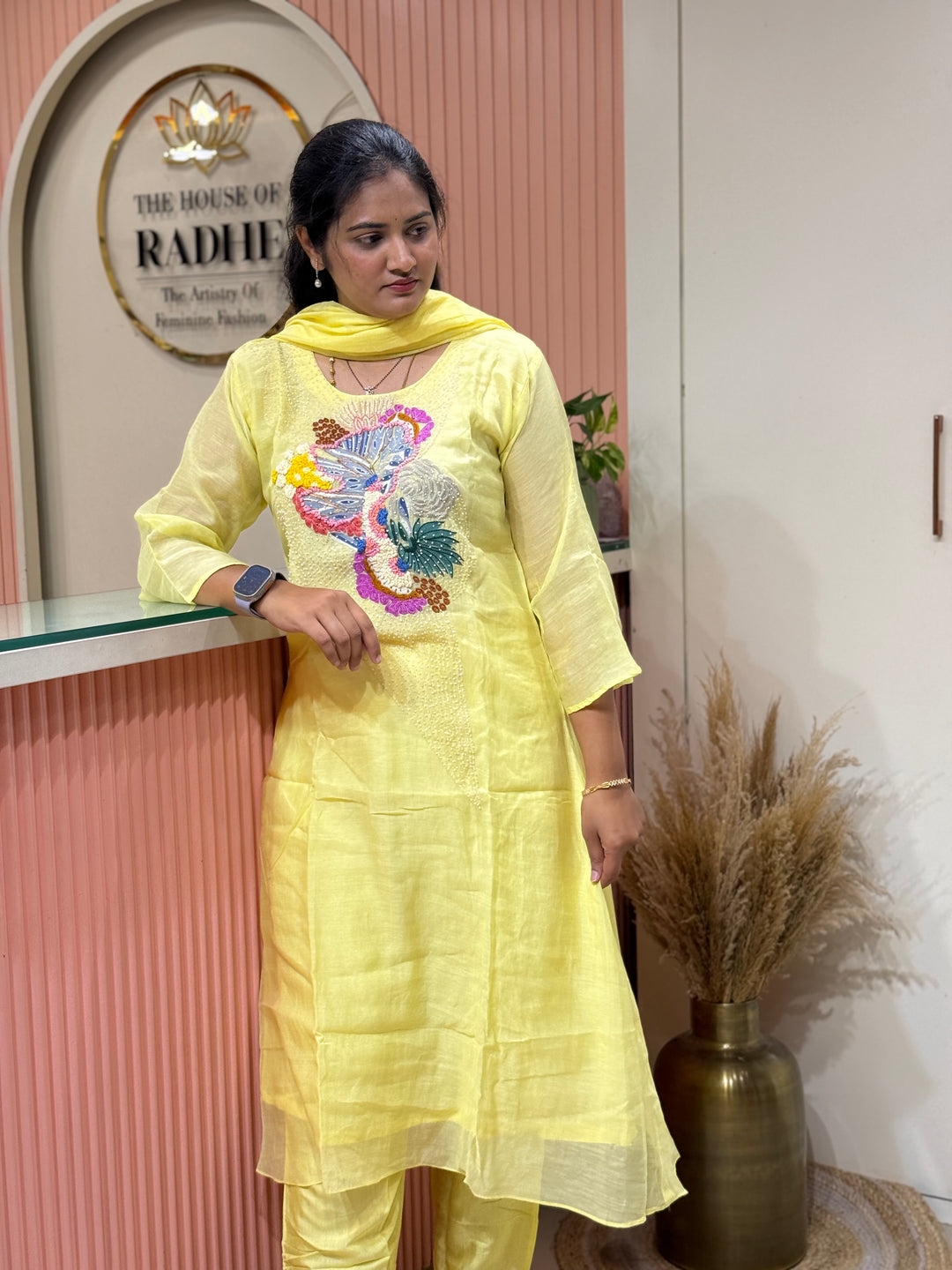 Pure Banarasi Mul Chanderi 3 Pcs Kurti set and Hand Embroidery work| R218