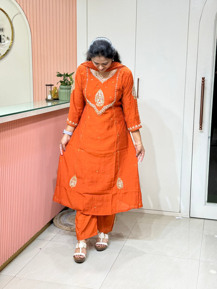 Coral Mul Chanderi with Cut Dana Work | R206