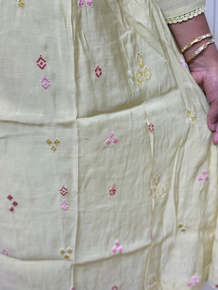 Mul Chanderi Collection with Embroidery work (Cotton Lining)| R204