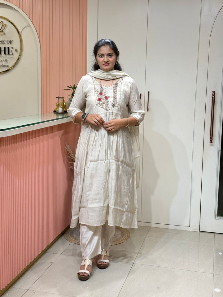 Coral Mul Chanderi Collection Semi Party Wear (Cut Dana &amp; bead Work)| R208