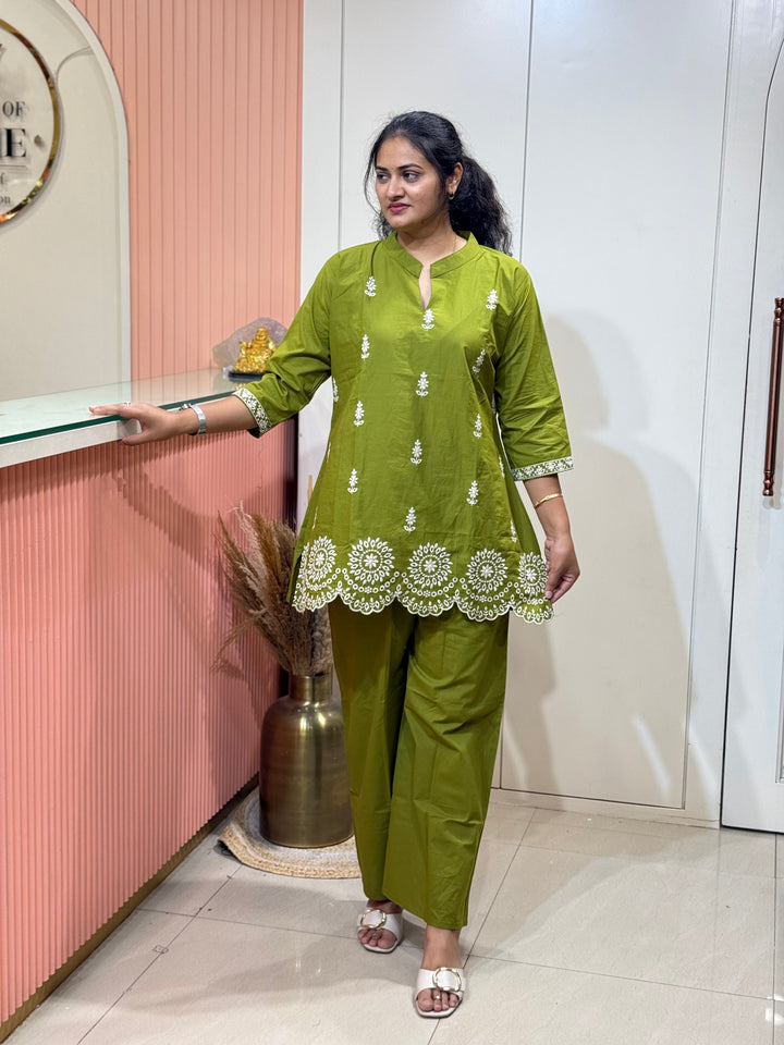 Co-Ord Set with Embroidery work| R183