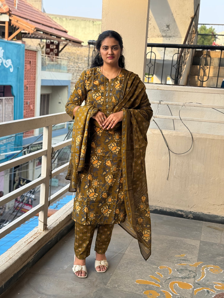 Pure 60-60 Cotton Premium Printed Collection | R164