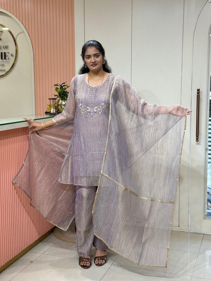Premium Shimmer Crush Tissue Fabric (salsa) with Handwork 𝗦𝘂𝗶𝘁 𝗔𝗿𝗿𝗶𝘃𝗲𝗱 ( Cotton Lining )| R148