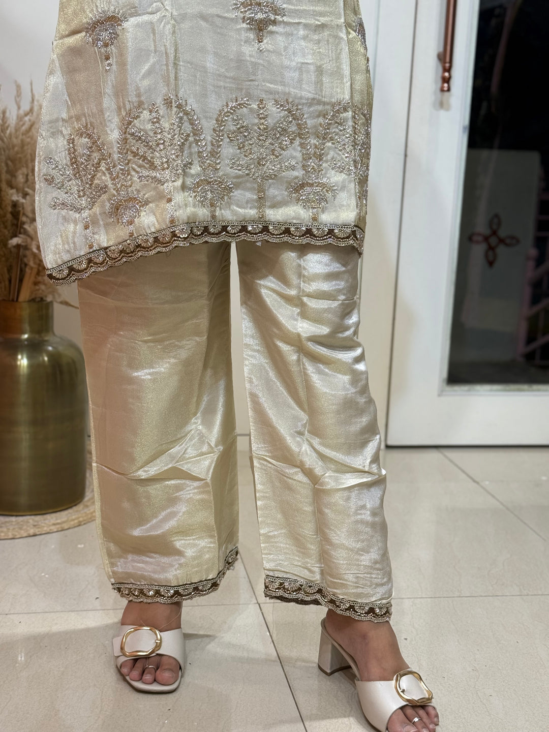 Designer Tissue Shimmer 2 Pc Collection – Contrast Yoke &amp; Cut Dana Work (Cotton Lining )| R167