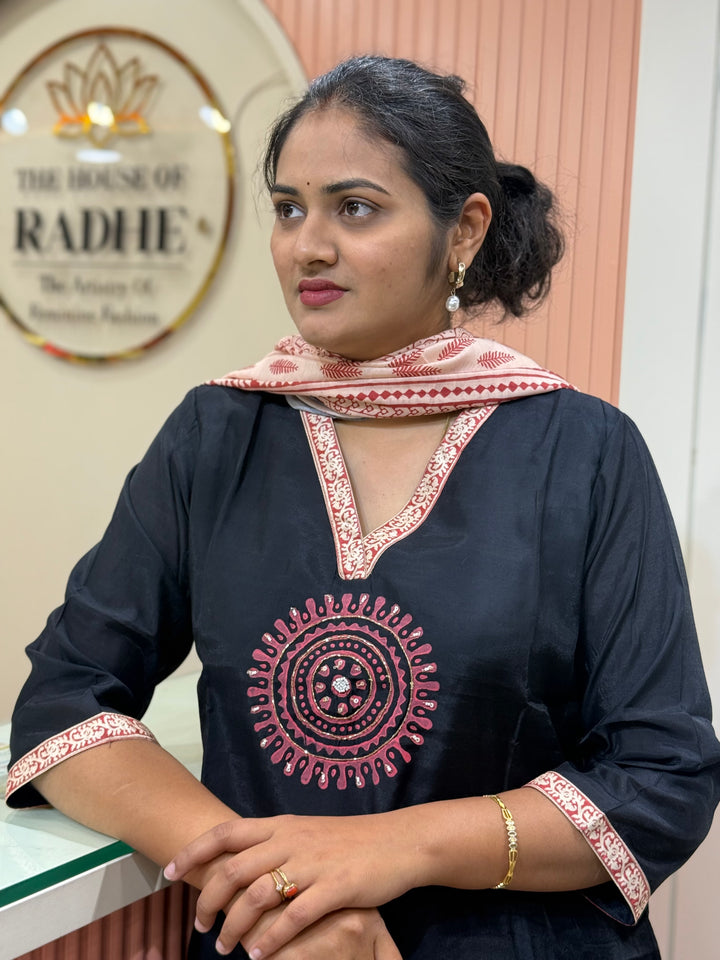 ROMAN SILK WOMEN  3 PCS SUIT SET WITH AJRAKH PRINTED DUPATTA