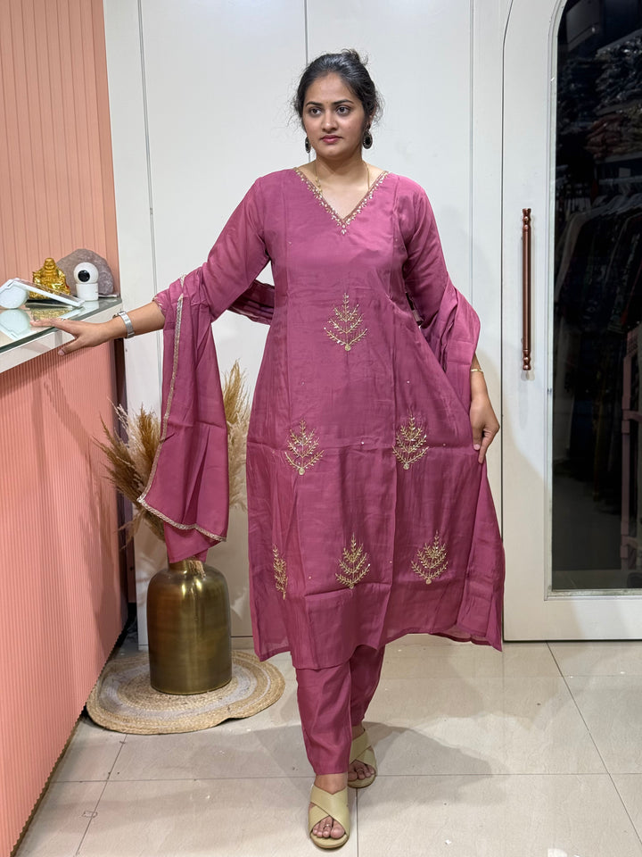 S Mul Chanderi 3 Pc Kurta Set | Semi Party Wear (New Arrivals )| R138