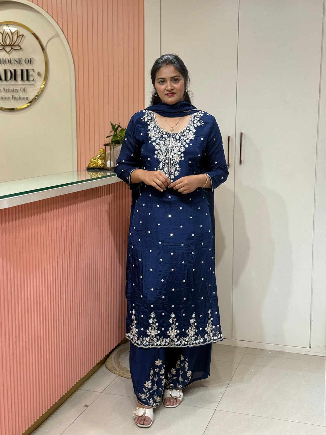 Pure Chinon Collection with Handwork | R117