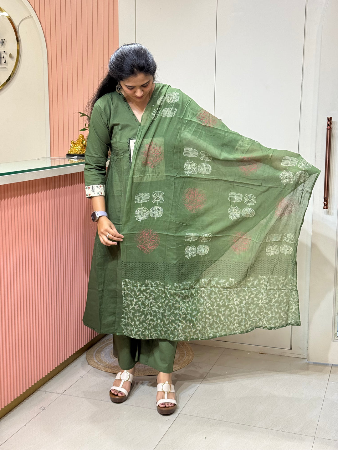 Cotton Beautiful Front &amp; Back Patchwork A-Line Collection | R220