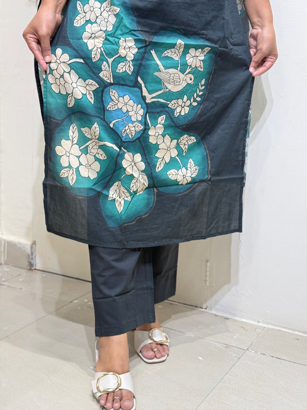60-60 Cotton Printed 3 Pc Kurta Sets – Premium Soft Collection | R163