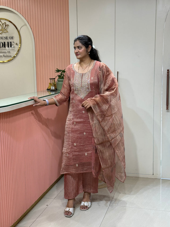 Shimmer Crush Tissue Fabric (salsa) with Handwork 𝗦𝘂𝗶𝘁 𝗔𝗿𝗿𝗶𝘃𝗲𝗱 | R148