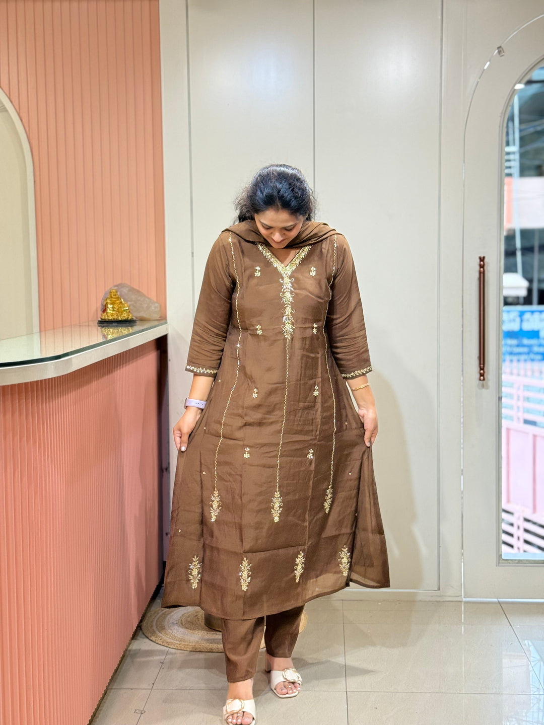 S Mul Chanderi 3 Pc Kurta Set | Semi Party Wear | R138