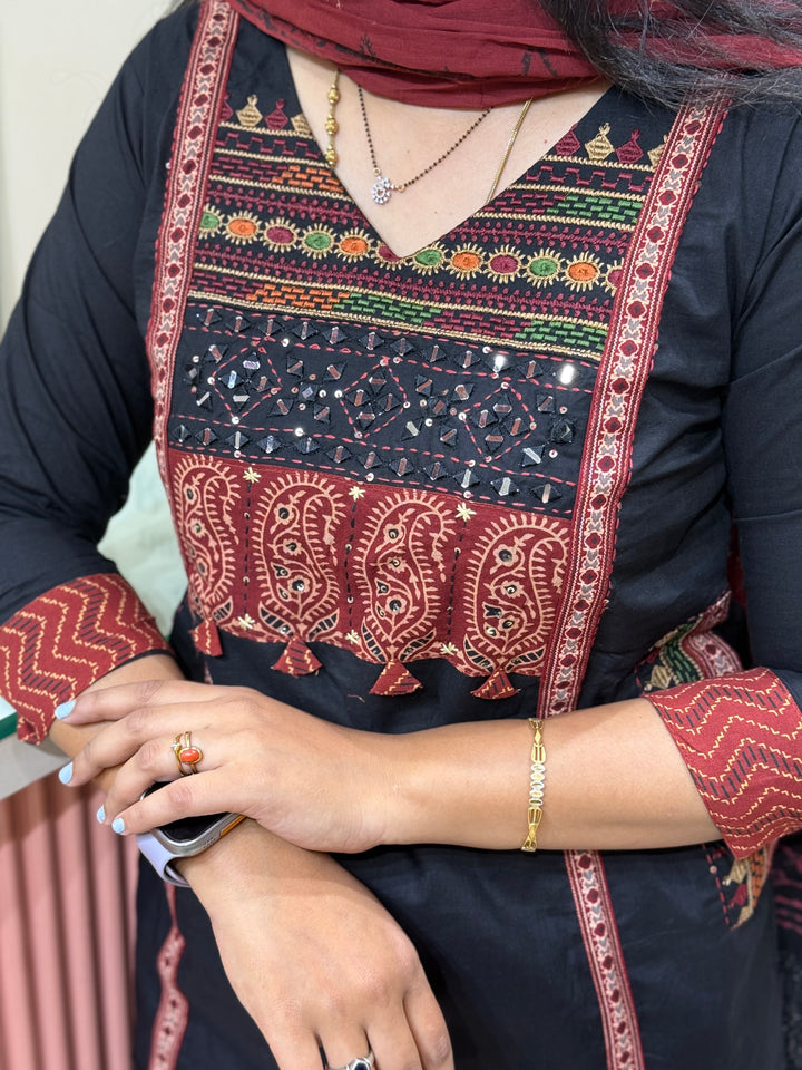 Cotton Patch work Collection with A Line Pattern | R230