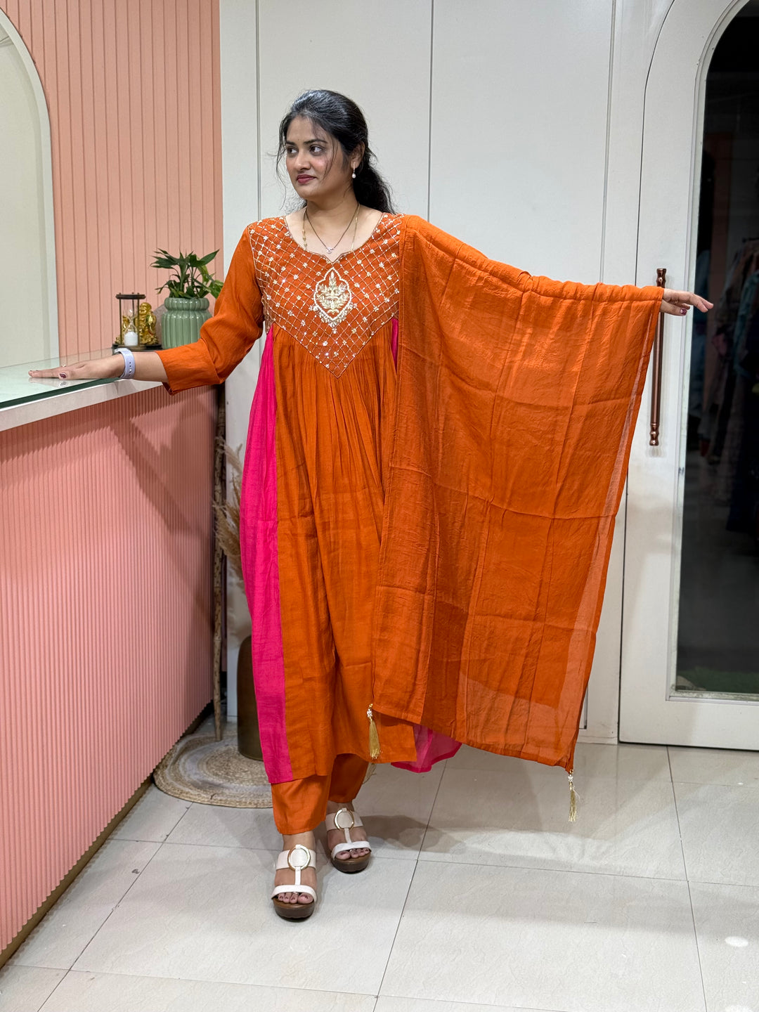 Coral Mul Chanderi with Cut Dana Work | R206