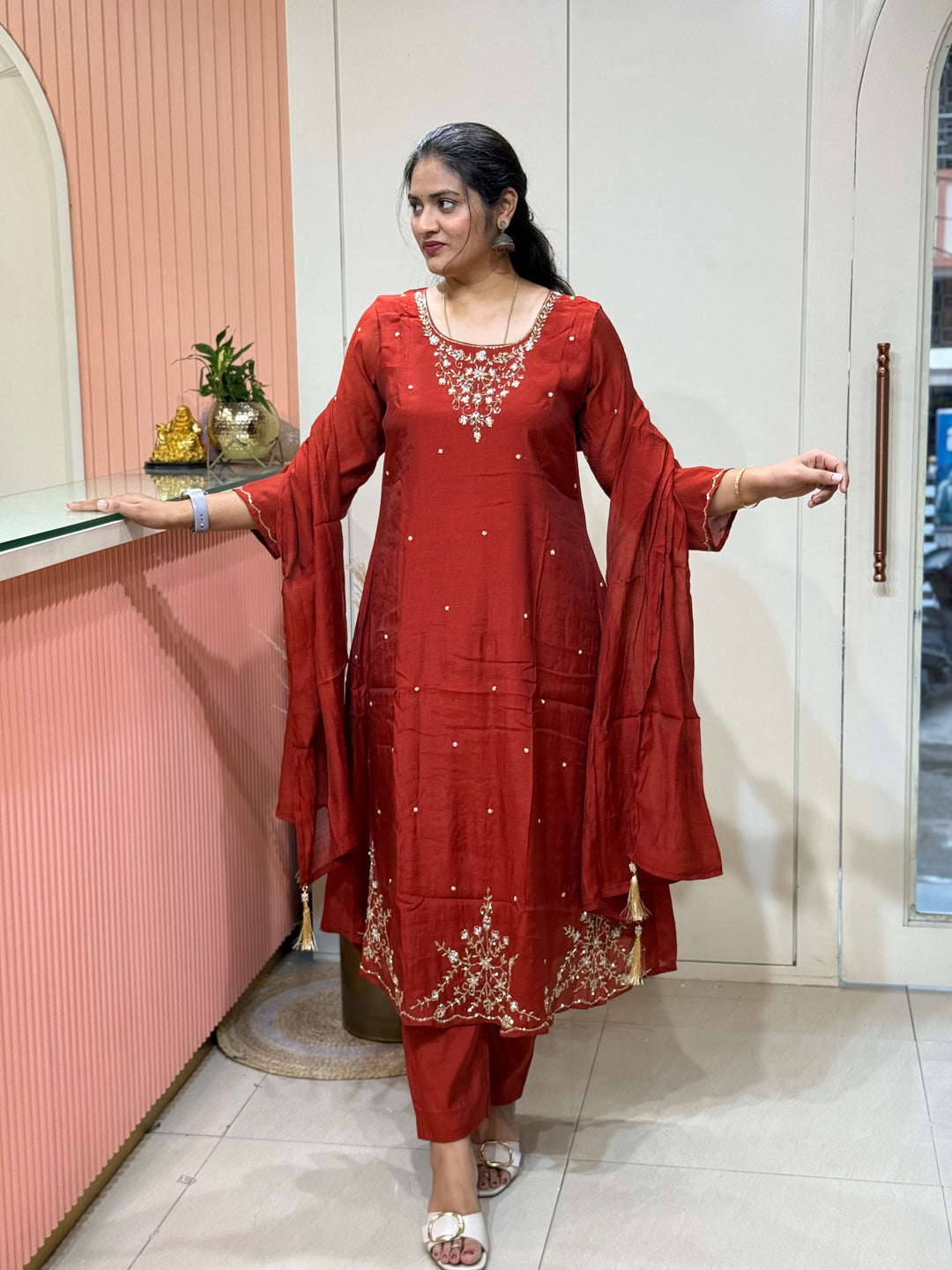 Coral Mul Chanderi with Cut Dana Work | R206