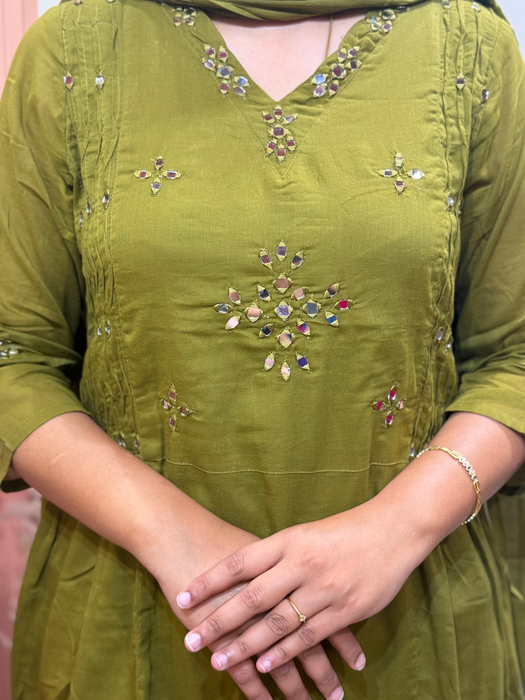 Premium Mul Cotton 3 Pc Kurta Set with Mirror Work – RADHE86