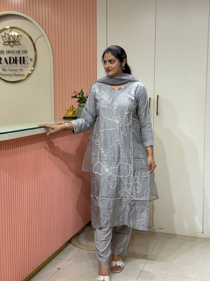 Dola Silk 3 Pcs Set Collection with Floral Work | R217