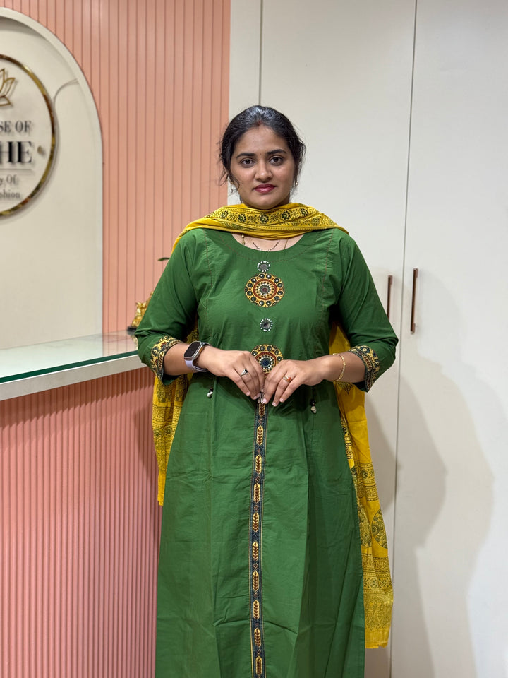 Pure Cotton Geometrical Pattern Collection | R210