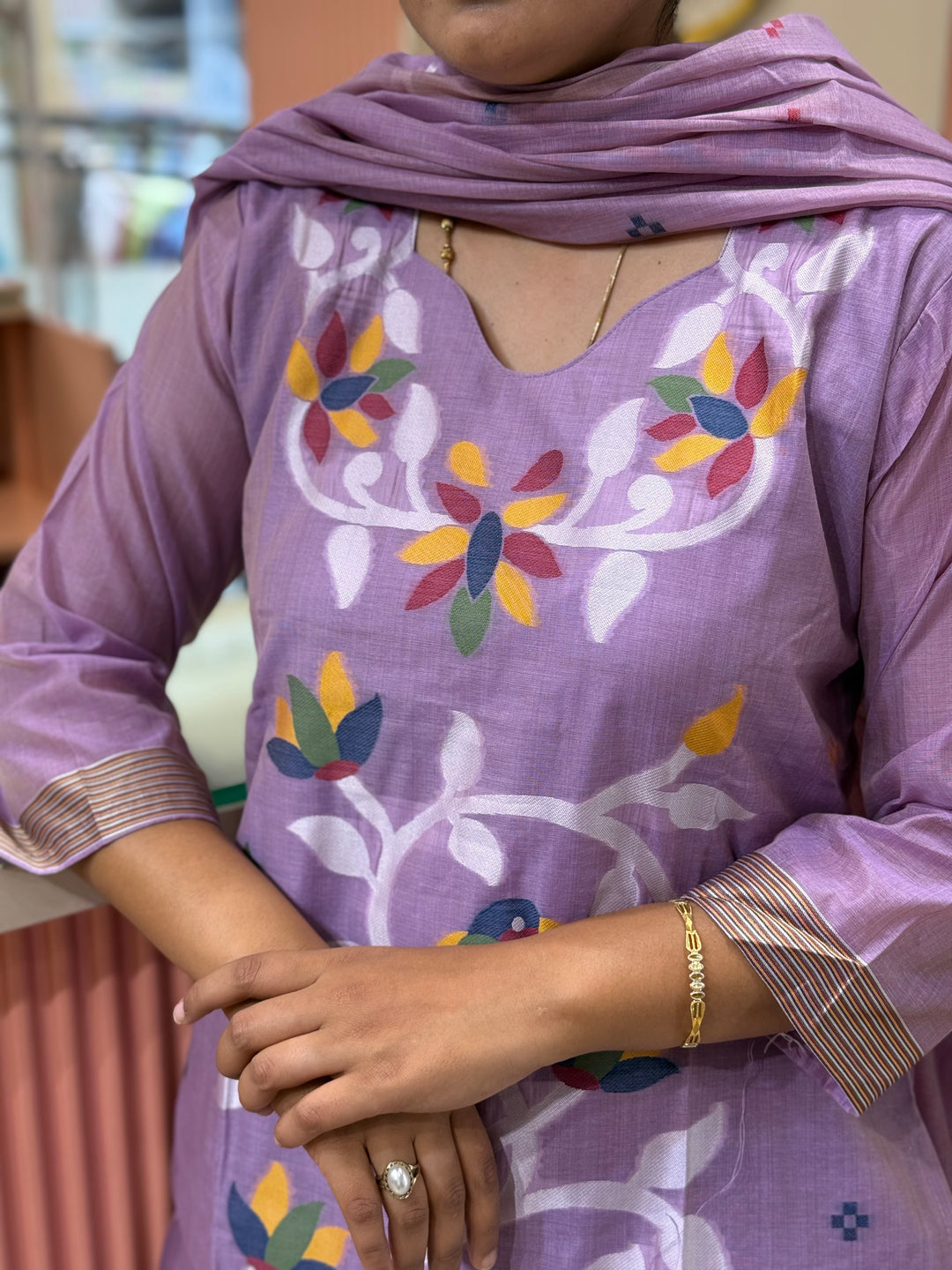 Budget-Friendly Jamdhani Weaving Collection | R222