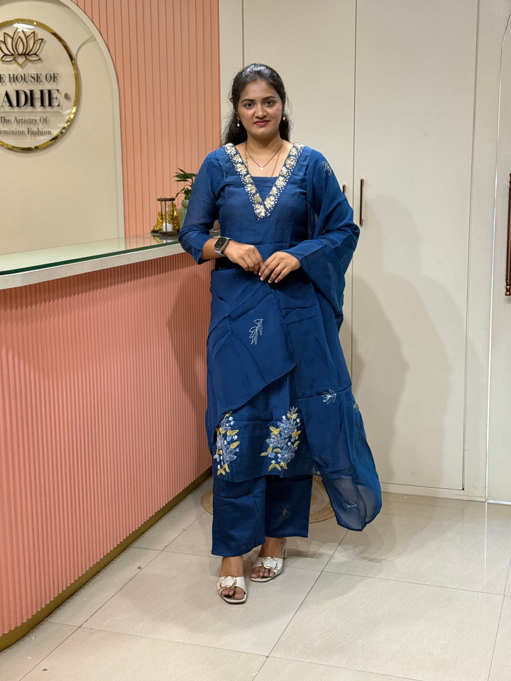 Pure Banarasi Mul Chanderi 3 Pcs Kurti set and Hand Embroidery work| R218