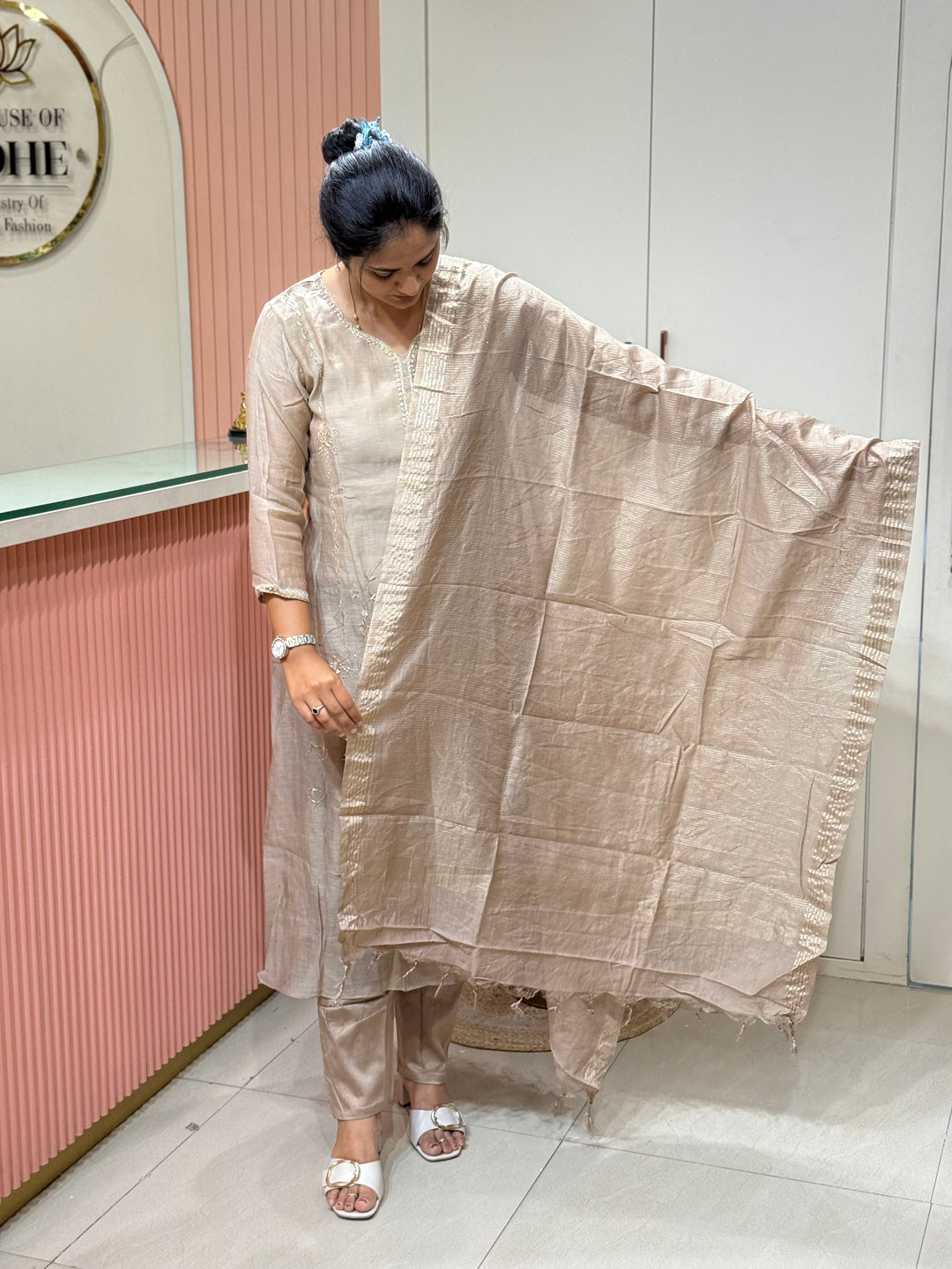 Pure Banarasi Mul Chanderi with Cotton Lining | R218