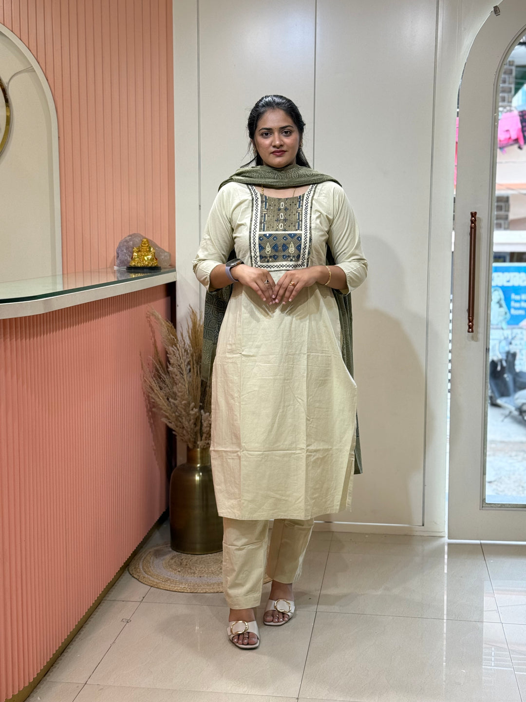 Pure Cotton Collection With Front &amp; Back Patchwork | R210