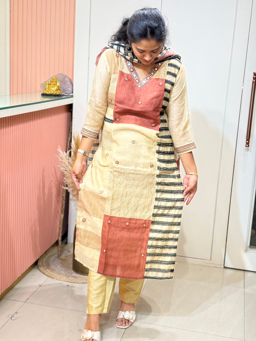Luxury Pure Linen Collection – Kantha Stitch &amp; Knot Work | R154