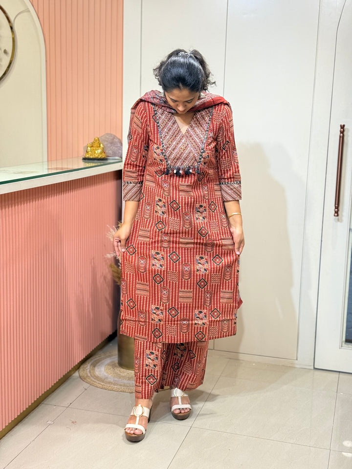 Trending Cotton 3 Pcs Kurta Set for Women Summer Collection |RADHE99