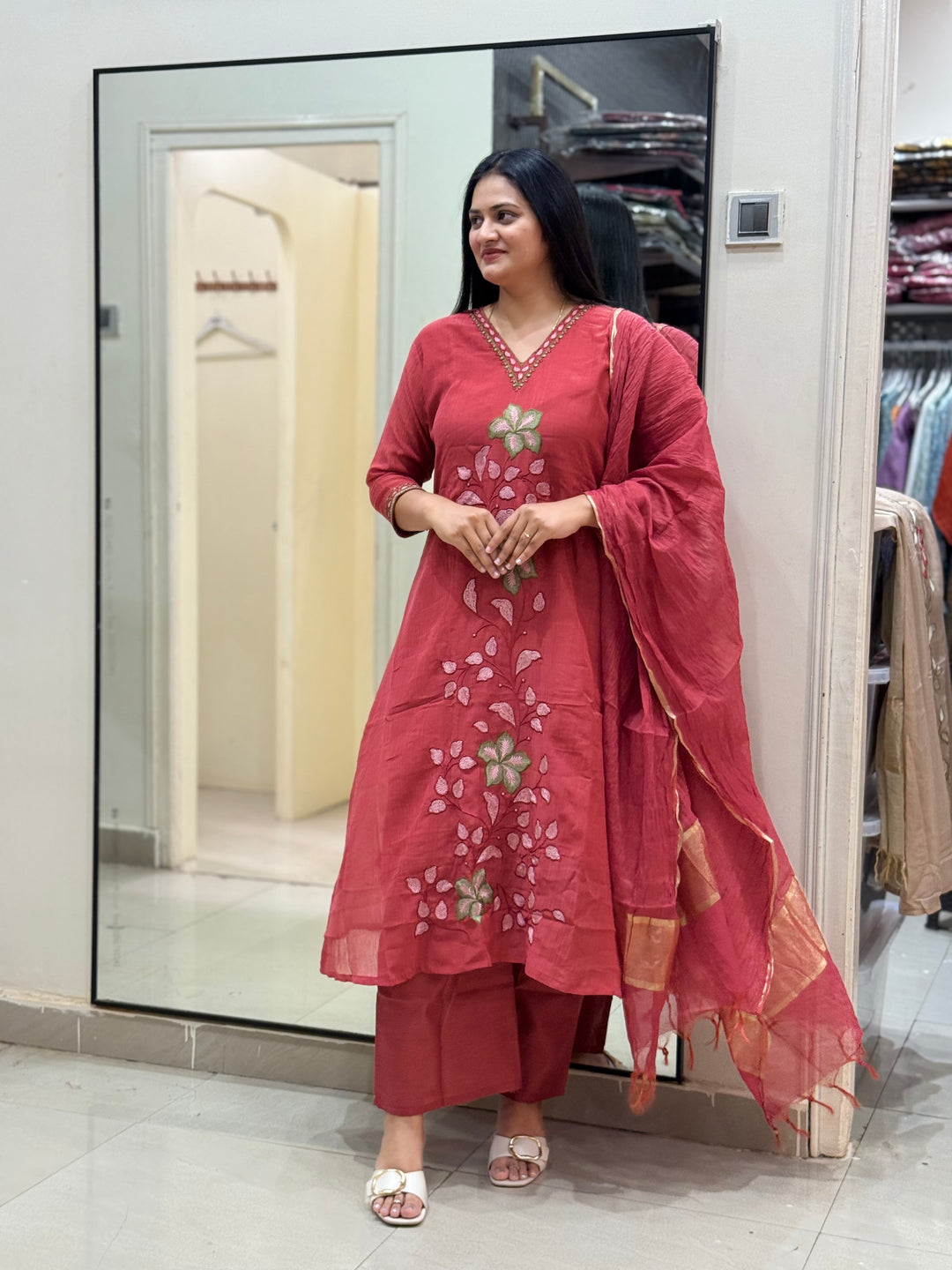 Crush Mul Chanderi Collection With Zari Border Dupatta | R207