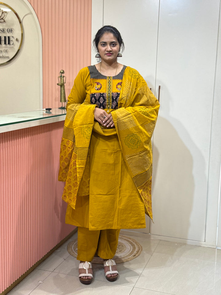 Cotton 3 Pcs Set Collection – RADHE81