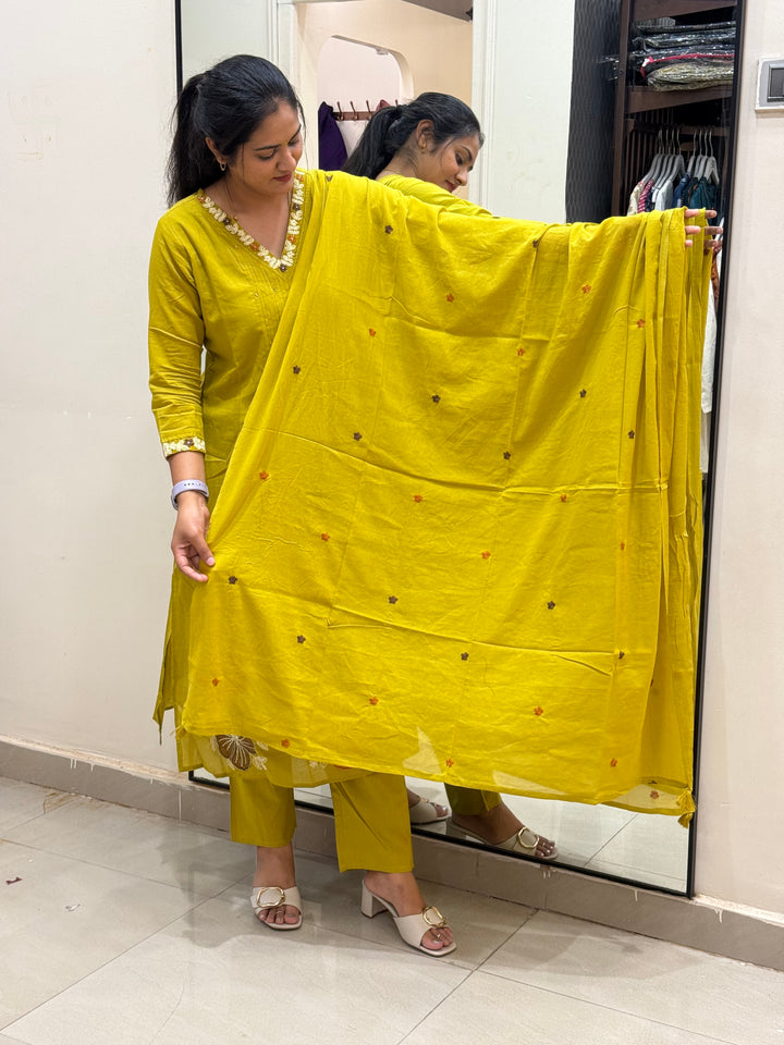 Mulmul Cotton New Collection With Embroidery Work | R190