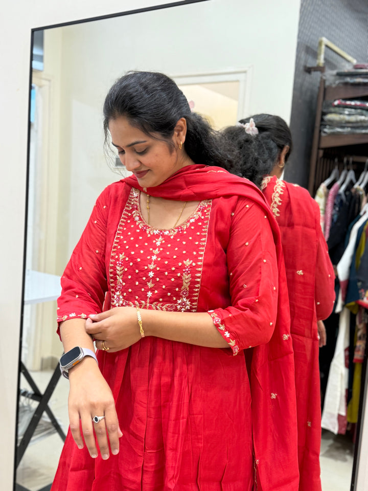 S Mul Chanderi 3 pcs Kurta Semi Party Wear(New Arrivals)| R202
