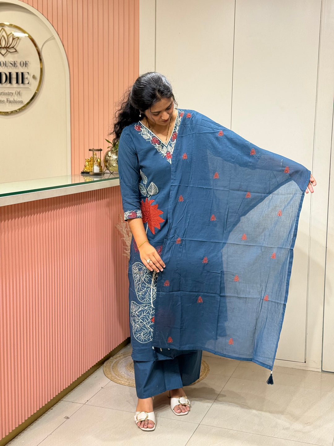 Mul Mul Cotton Collection with Beautiful Embroidery Work (Cotton Lining )| R181