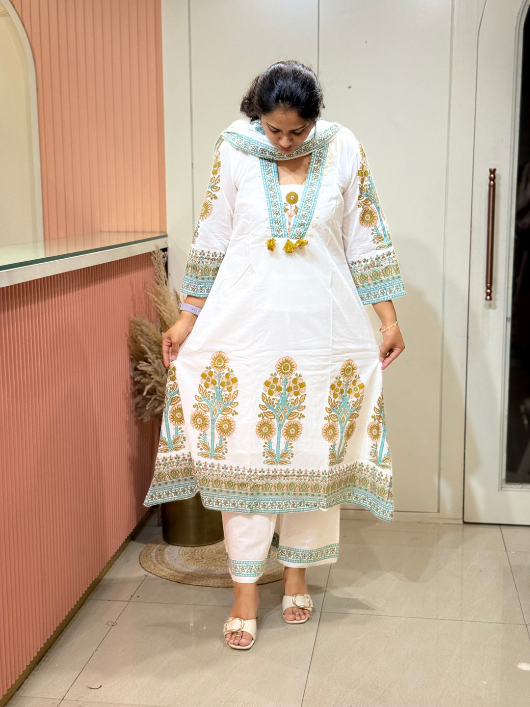 Premium Floral Print A-Line Cotton Set In White | R188