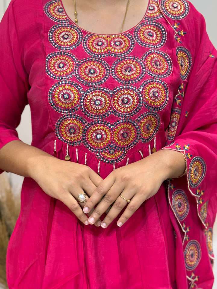 Mul Chanderi Elegant 3 Pc Suit Collection – RADHE76