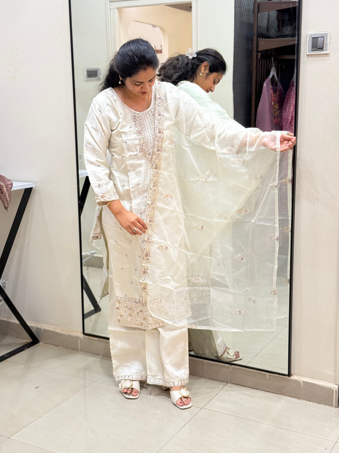 Budget-Friendly Roman Gloss Party Wear Collection | RADHE48