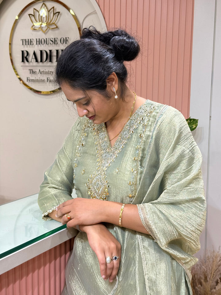 Shimmer Crush Tissue Fabric (salsa) Handwork 𝗦𝘂𝗶𝘁 𝗔𝗿𝗿𝗶𝘃𝗲𝗱 | R148