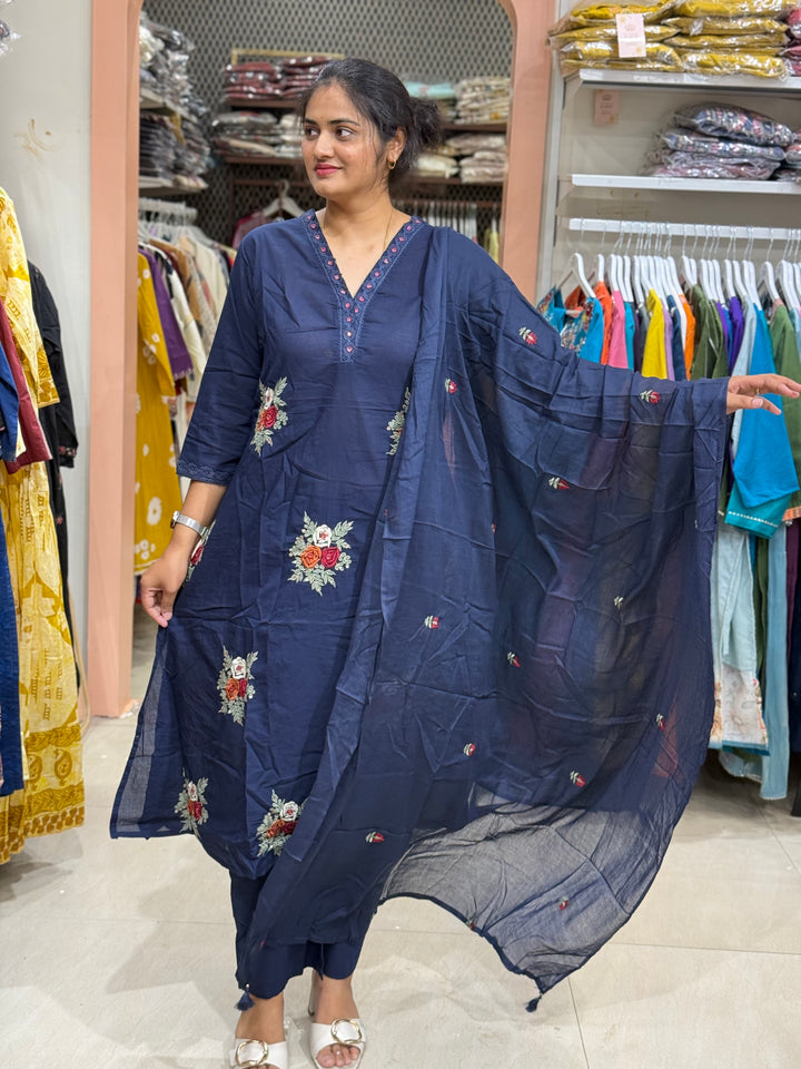60x60 Cotton Embroidered Collection | R166