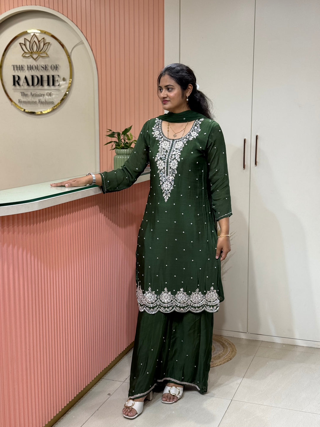 Pure Chinon Collection with Handwork | R177