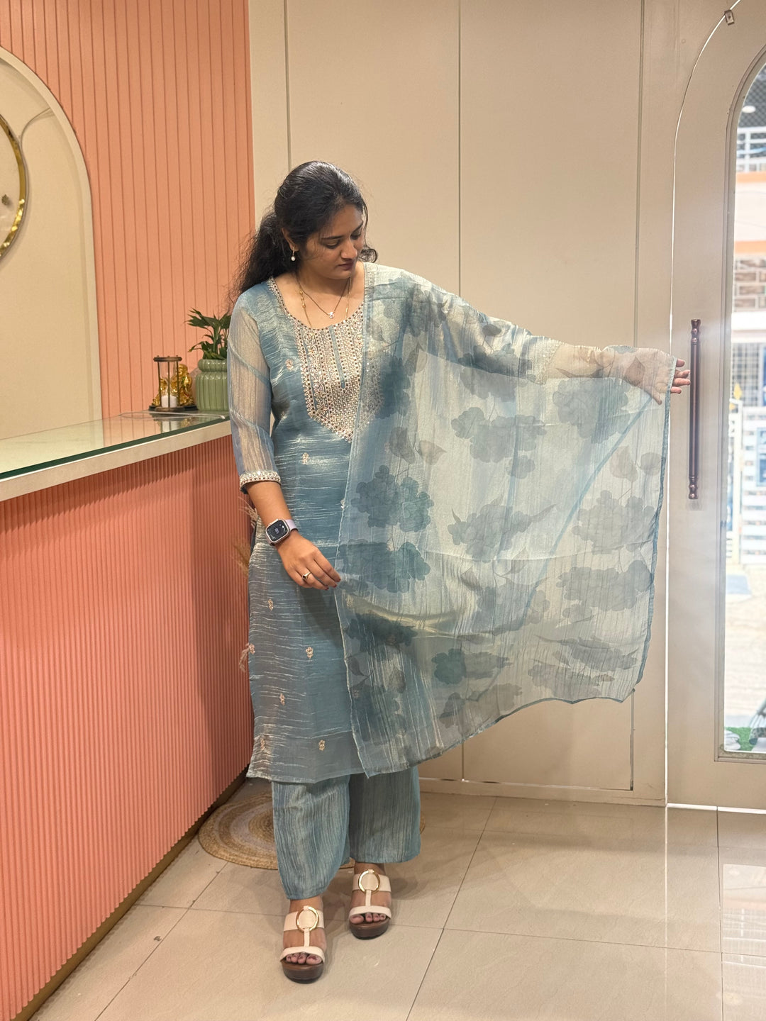 Shimmer Crush Tissue Fabric (salsa) with Handwork 𝗦𝘂𝗶𝘁 𝗔𝗿𝗿𝗶𝘃𝗲𝗱 | R148