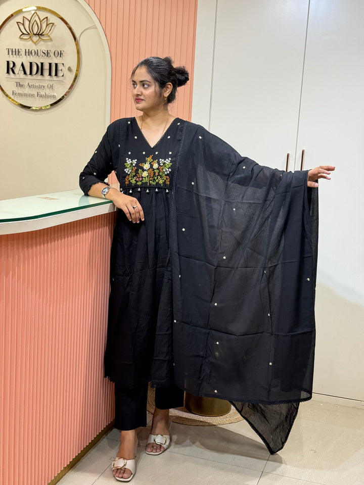 Mul Cotton Collection with Cotton Lining | Hand Embroidery |R165