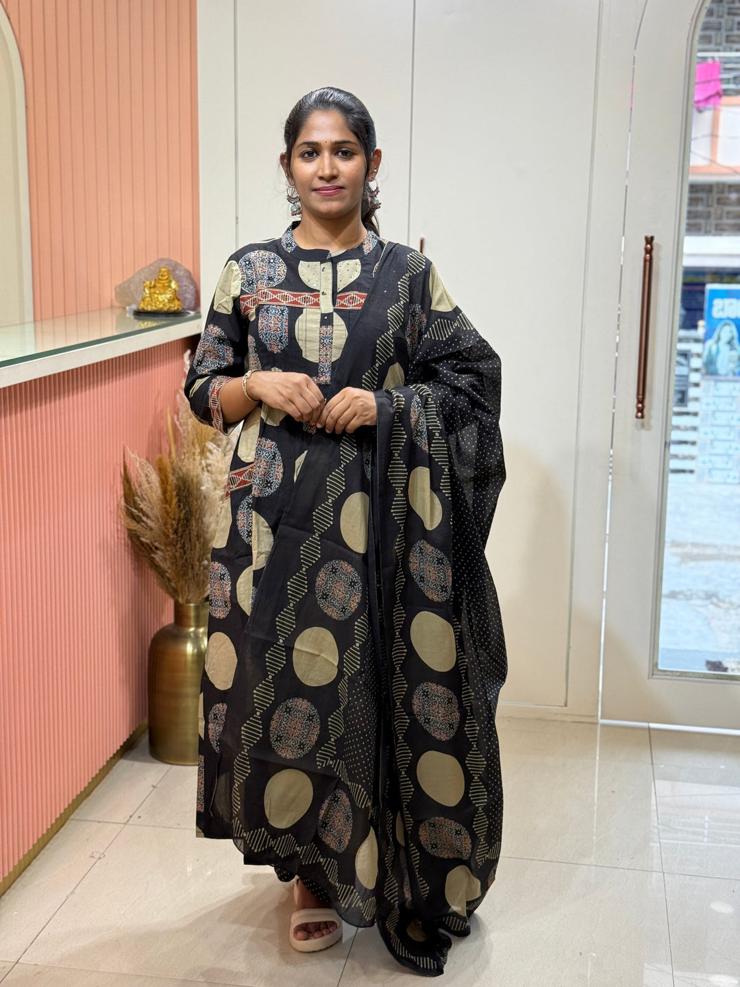 Pure 60-60 Cotton 3 Pc Collection With Polka Dot Plaza | R182