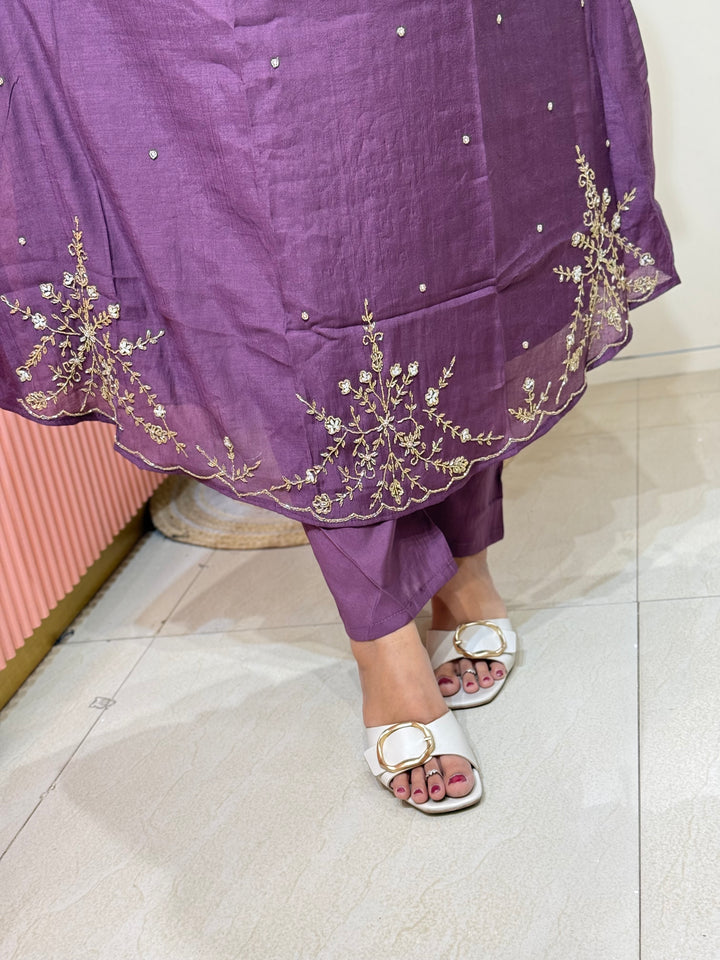 Coral Mul Chanderi with Cut Dana Work | R206