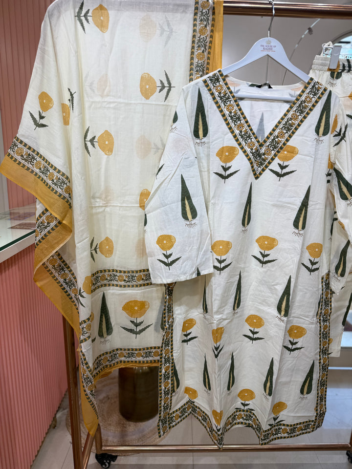 60-60 Cotton 3 Pc Kurta Set – Plus Size Collection | R158