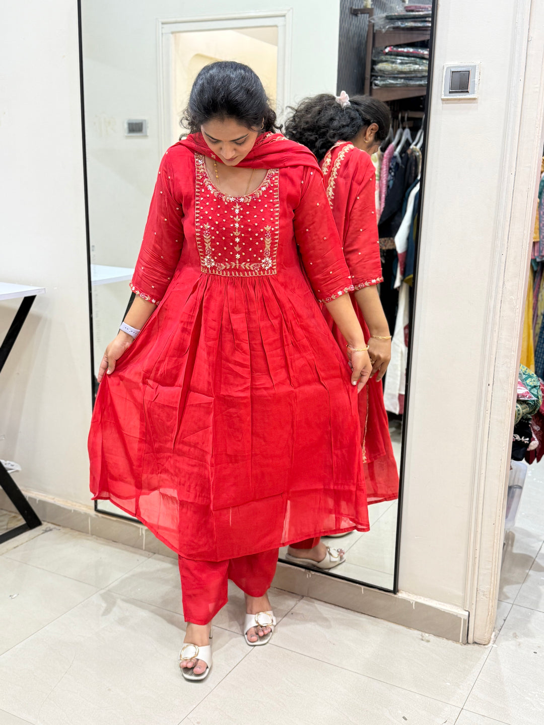 S Mul Chanderi 3 pcs Kurta Semi Party Wear(New Arrivals)| R202