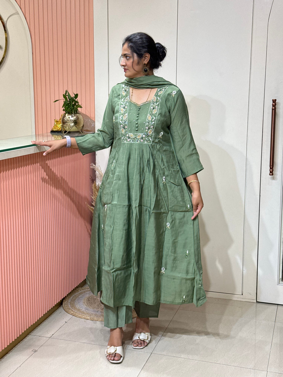 Mul Chanderi Collection | R209