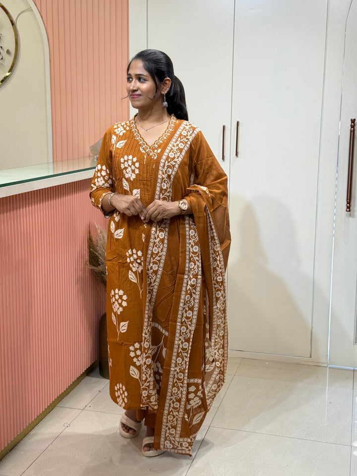 Angrakha Pattern 60-60 Cotton Collection | R185