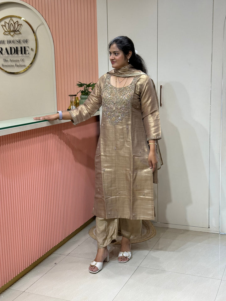 Kanjivaram Tissue Collection | Handwork Yoke | Full-Length Dupatta | R228