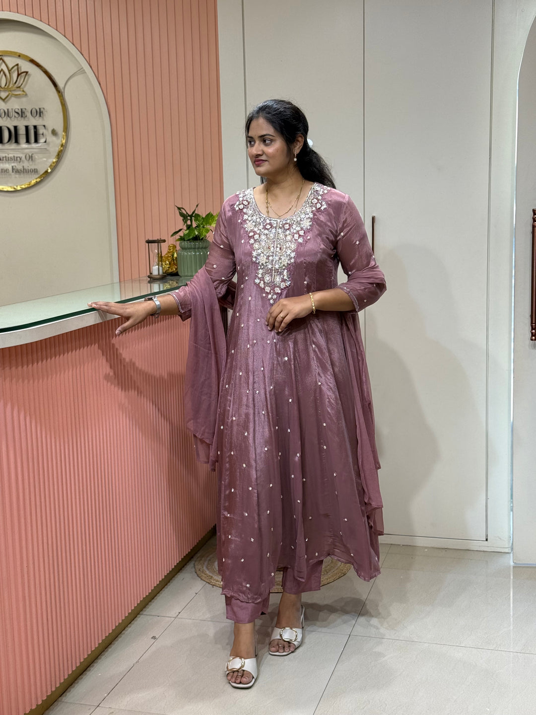 Pure Chinon Collection with Handwork | R177